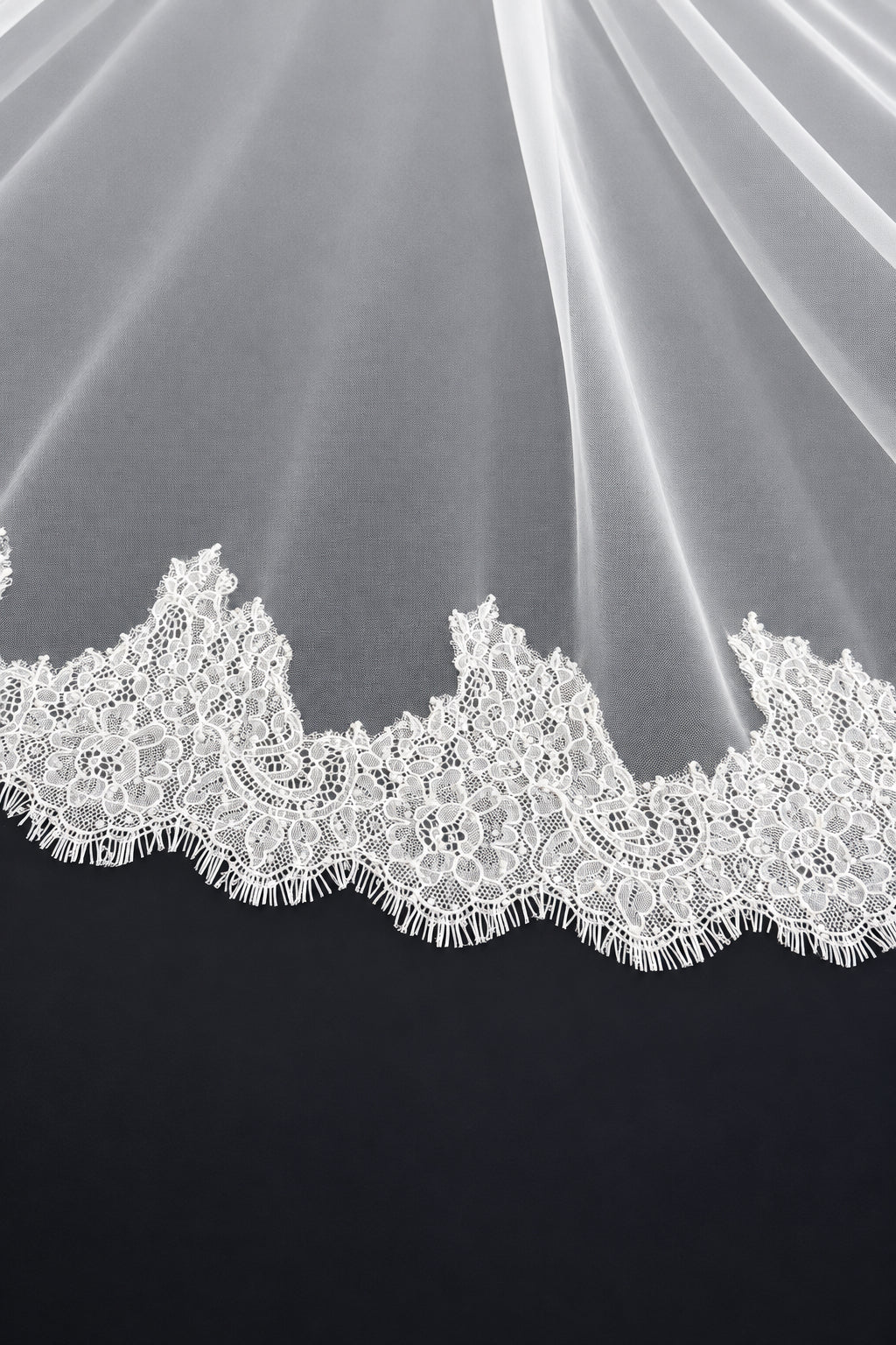 Sparkle Cathedral Mantilla Veil — photograph 2 of 7