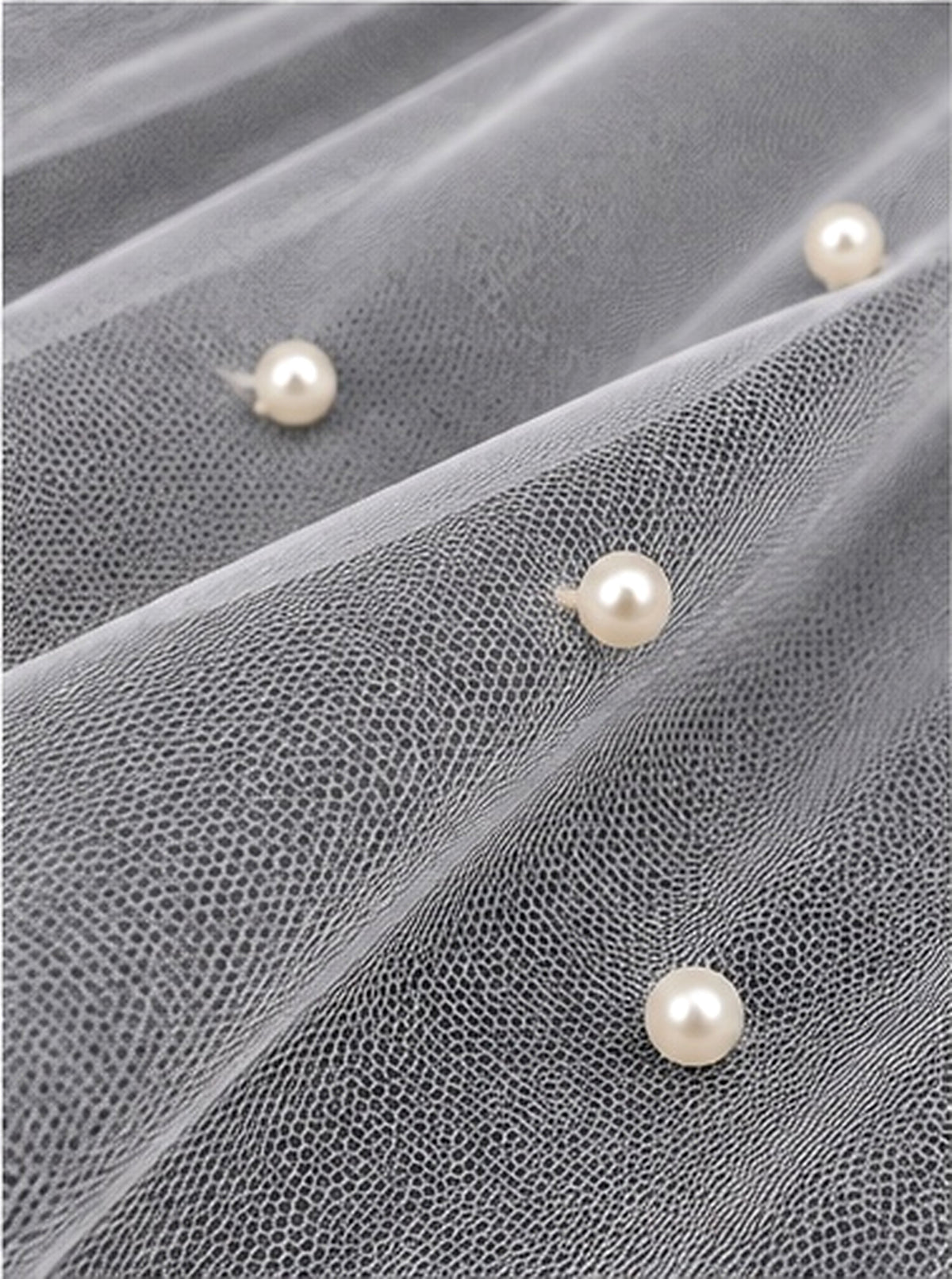 Light Veil with Perls — photograph 4 of 5