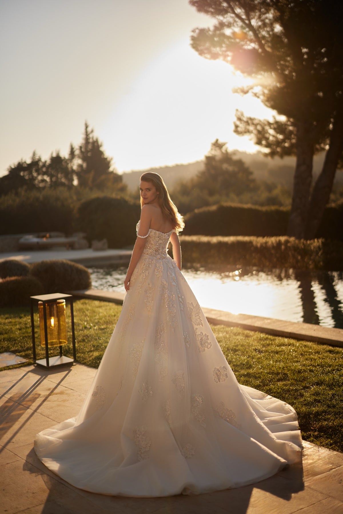Milla — photograph 4 of 4